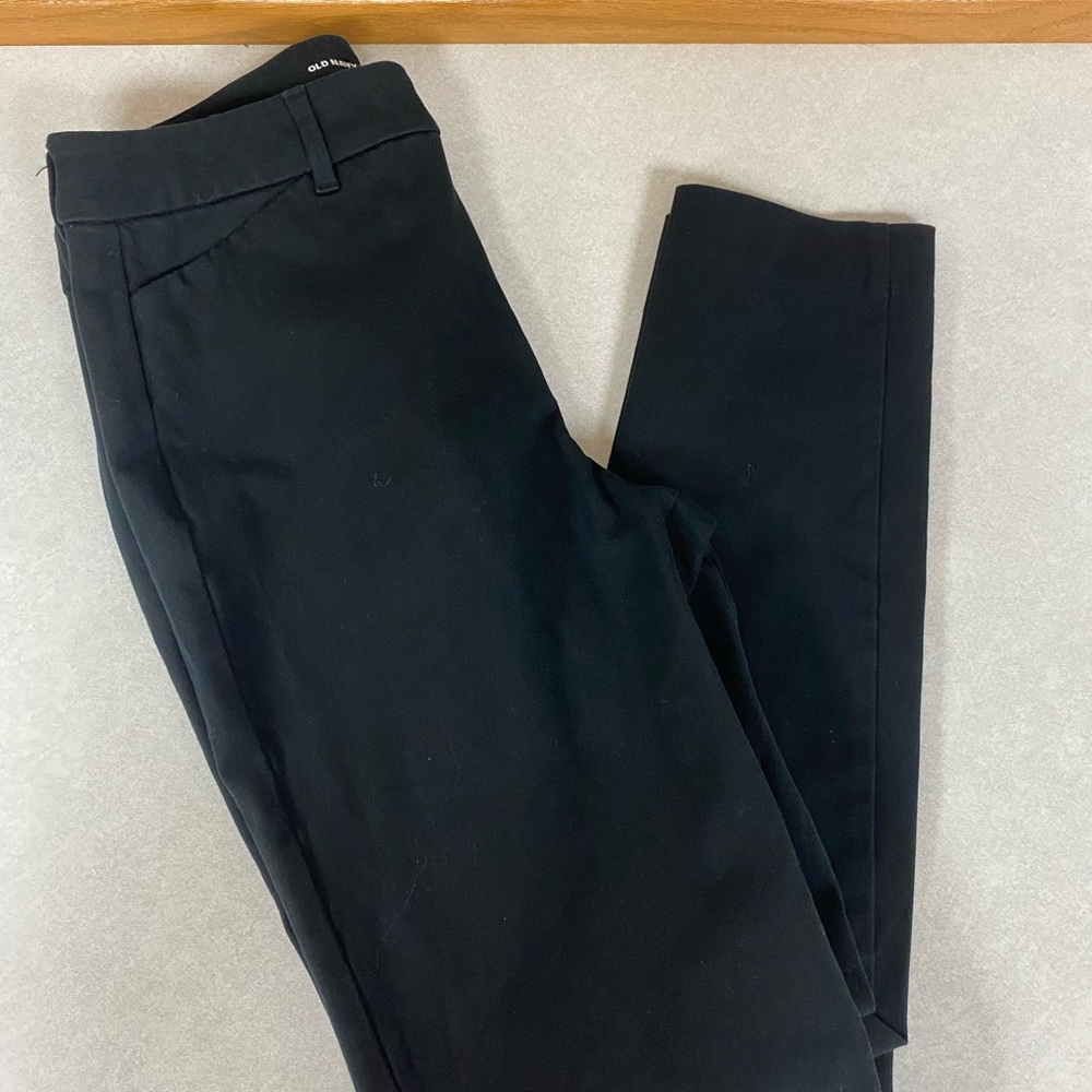 Old Navy Women’s Black High Rise Skinny Pixie Pants